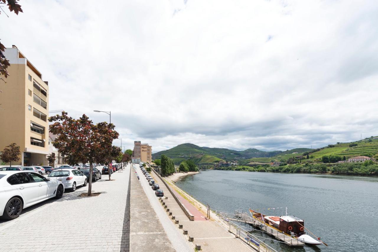 Appartamento Penthouse Douro Valley With Terrace Peso da Régua Esterno foto